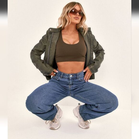 NWT PRETTYLITTLETHING Indigo Blue Wash High Rise Boyfriend Jeans - Picture 5 of 6